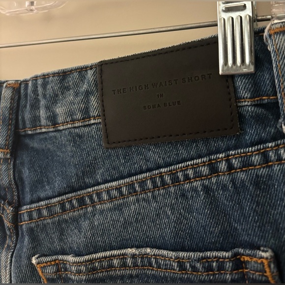 Zara High Waisted 100% Cotton Denim Cutoff Shorts, Size 6 - Picture 5 of 9